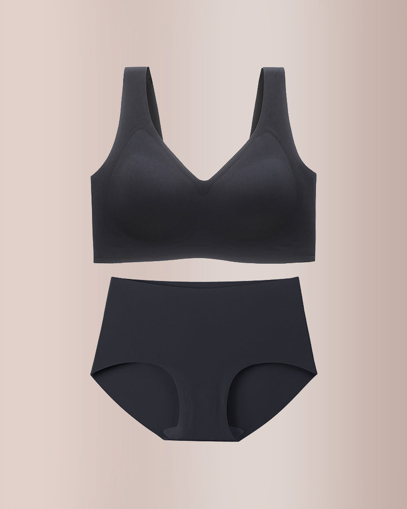 Plus Size Seamless Minimizing Bra & Panty Set